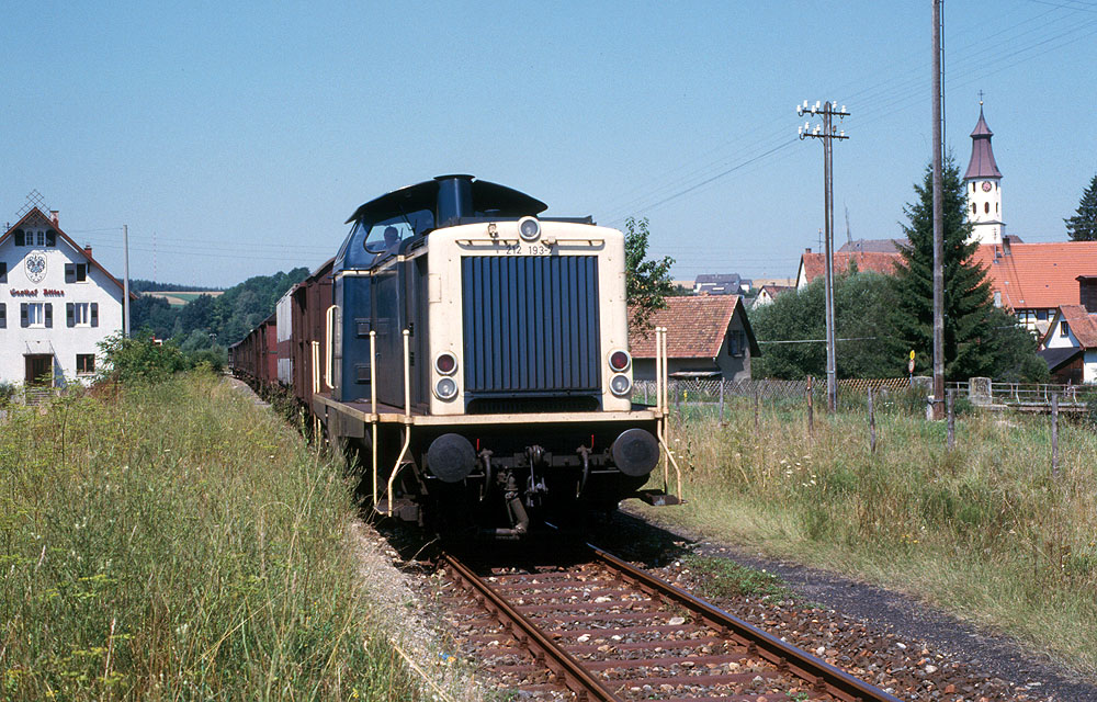 https://www.eisenbahnfotograf.de/datei/August 1986/1240238 DB 212193 Memmingen 7.8.86.jpg